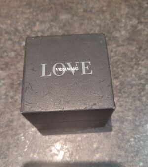 Vera Wang Sapphire And Diamonds Ring. Size 6.5